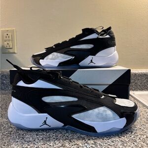 Nike Jordan Luka 2 TB Basketball Sneakers Black/White FN7400-100 Mens Sizes